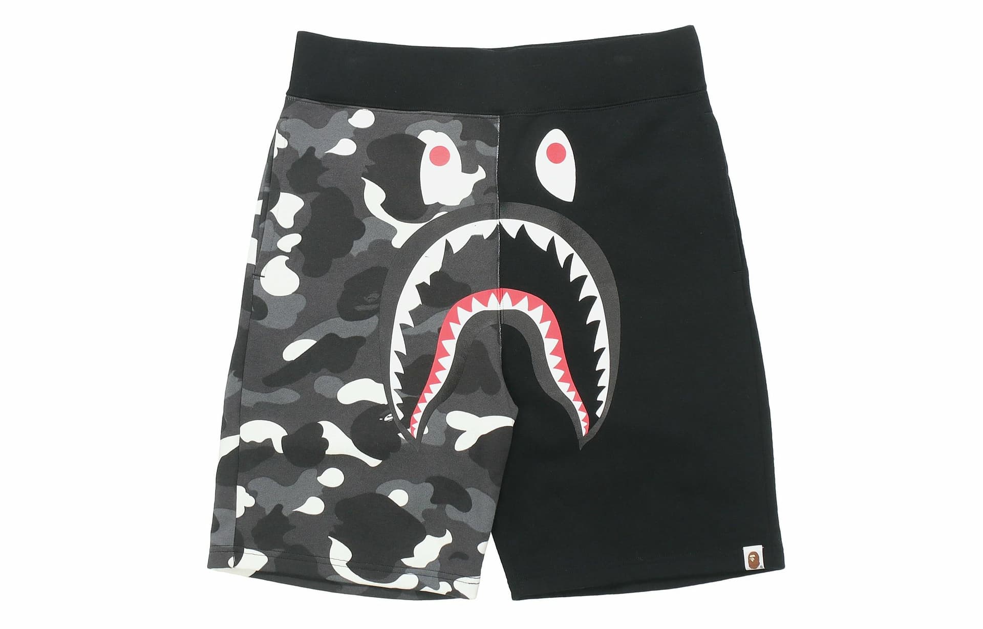 A BATHING APE