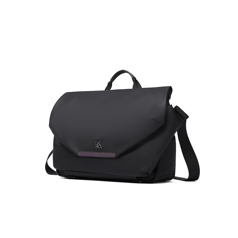 光影行星 GYXX GYXX Messenger Bag Black/White