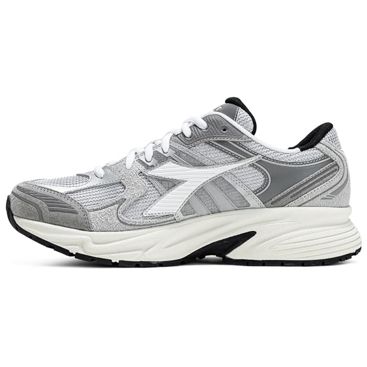 Diadora Mythos Star
