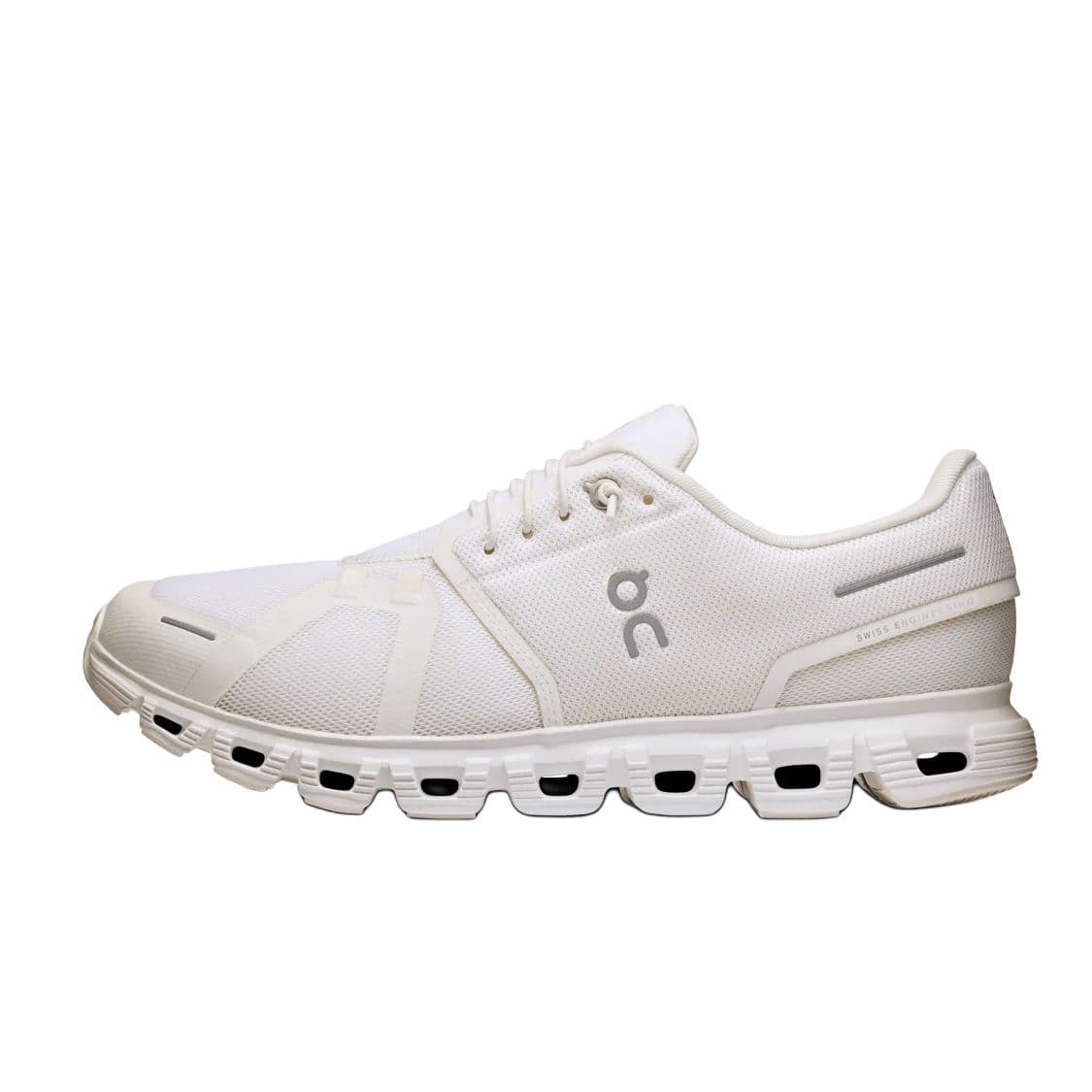 On昂跑 On Cloud 6 Beige