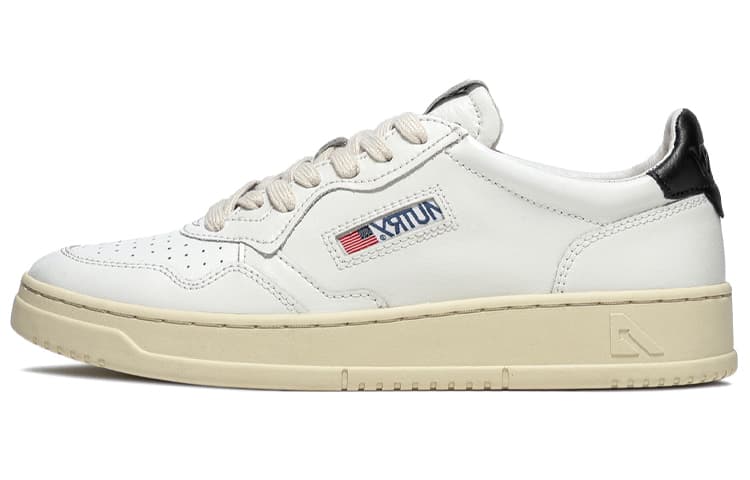 Autry Low Top White Black