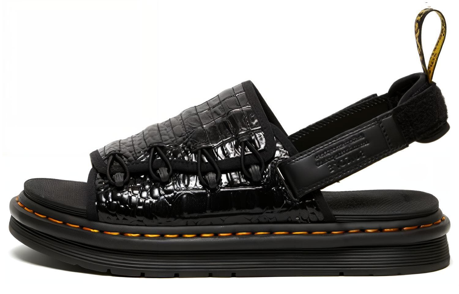 Suicoke x Dr.Martens