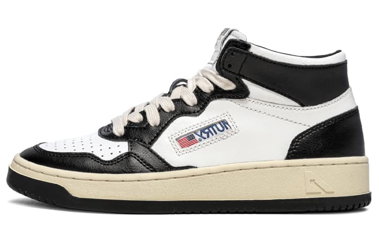Autry Fashion Sneakers Women's Black White