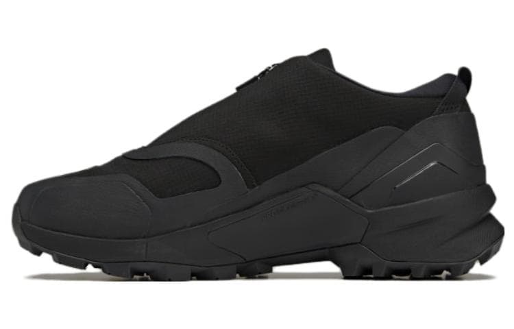 Y-3 Terrex Swift R3