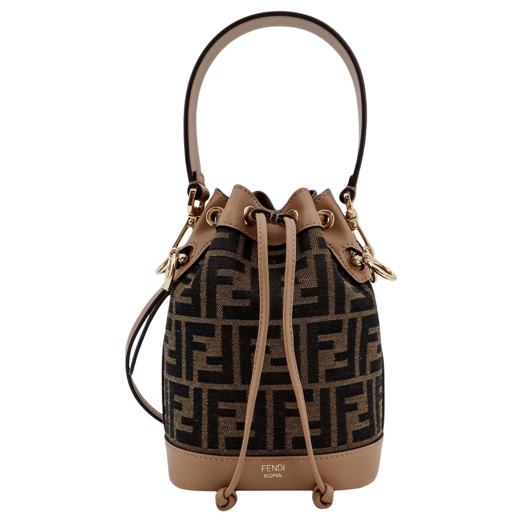 FENDI/芬迪 Fendi Mon Tresor Small Bucket Bag Brown