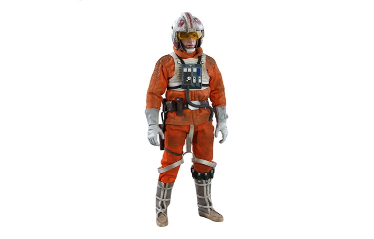Hot Toys 16 28cm