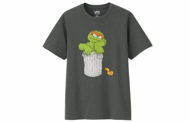 UNIQLO/优衣库 UNIQLO x Sesame Street x KAWS T-Shirt Dark Grey