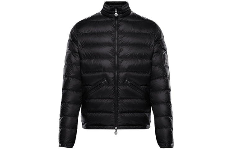 Moncler Agay
