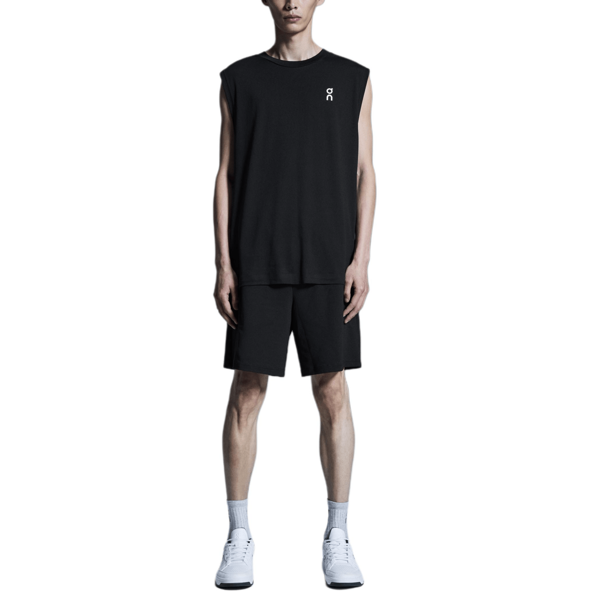 On昂跑 On Courtside Shorts LOGO