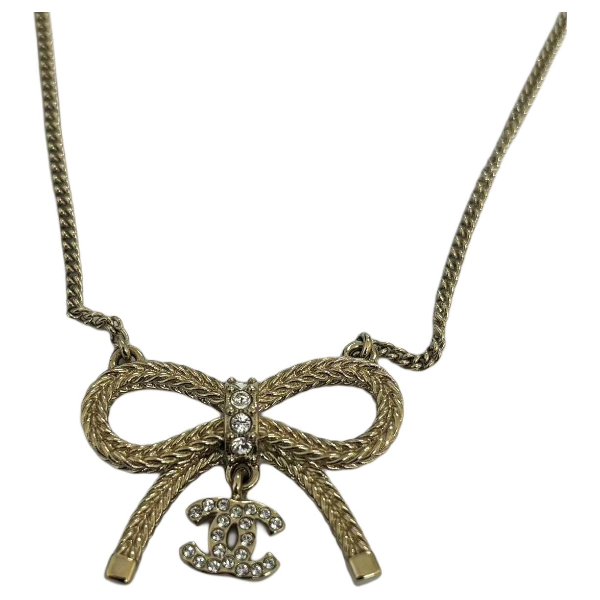 Chanel Necklace Gold