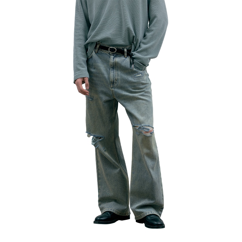 C2H4 Chalk Distressed Jeans