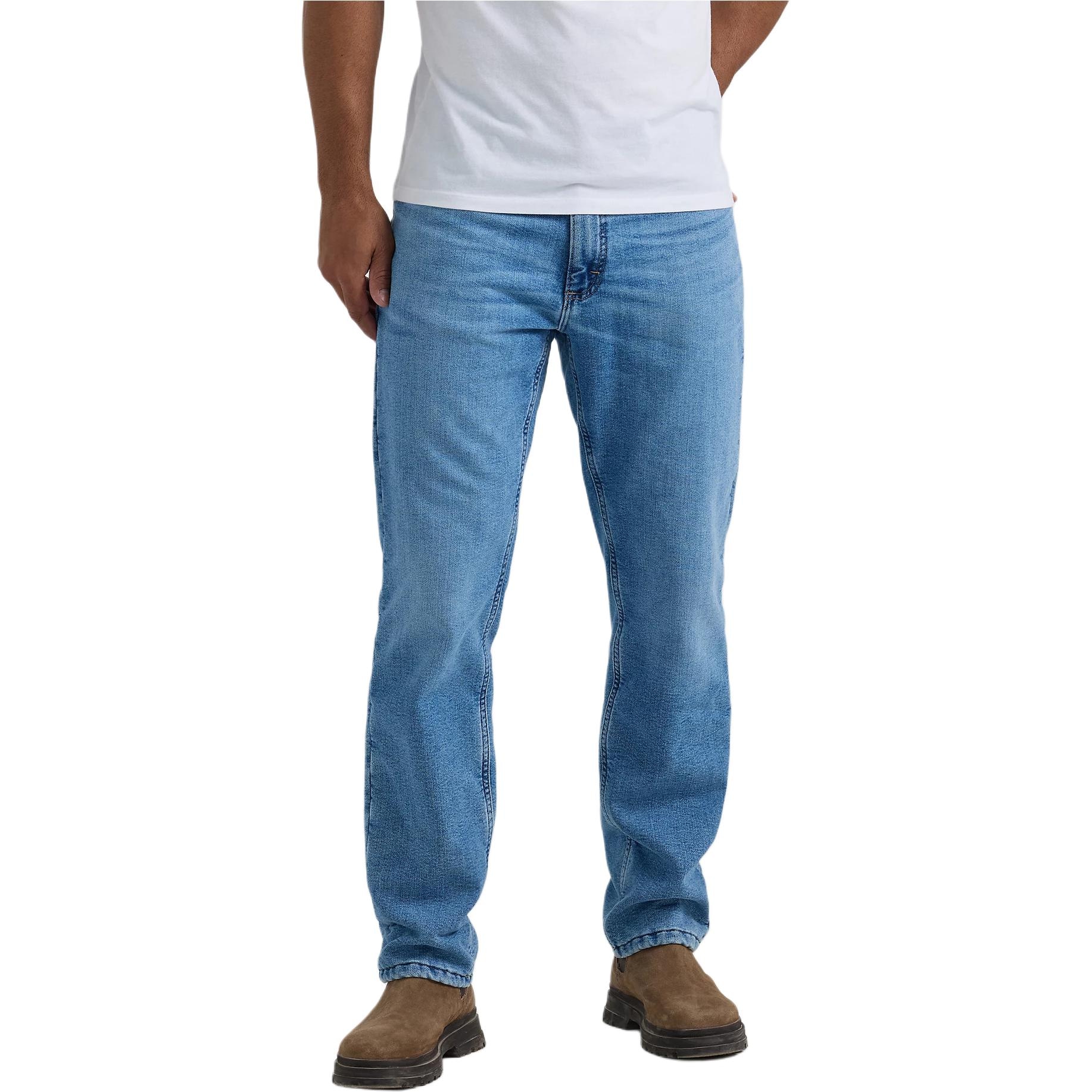 Lee