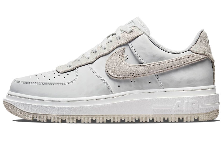 Nike Air Force 1 Low Summit White