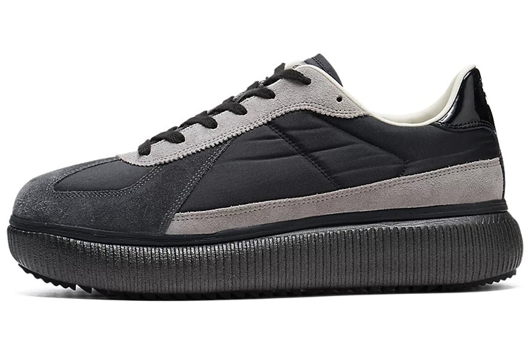 Onitsuka Tiger Delecity