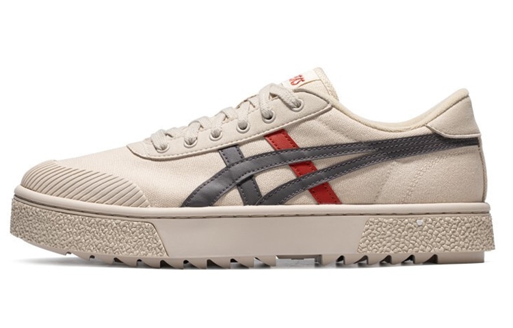 Asics Court Trail