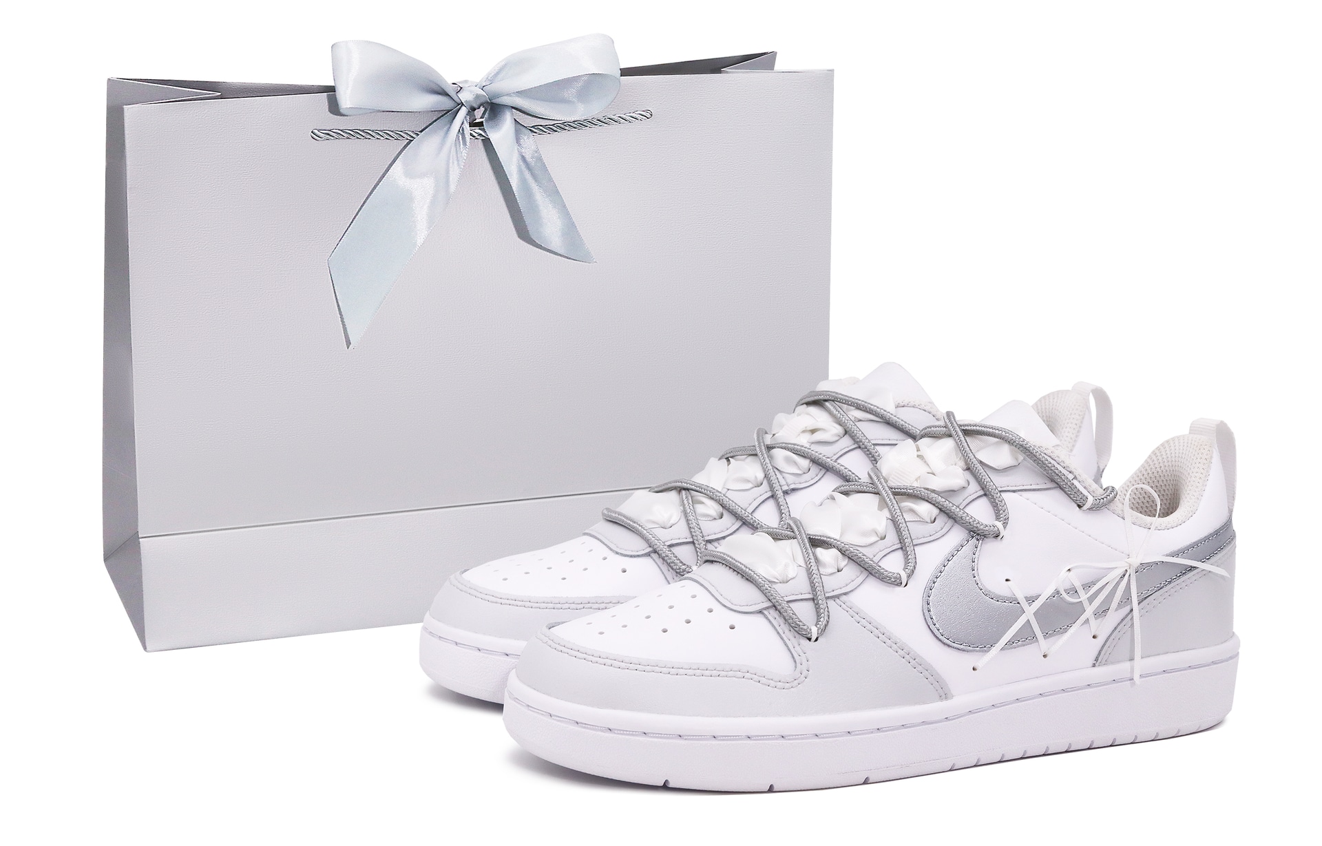 Nike Court Borough Low GS White Silver