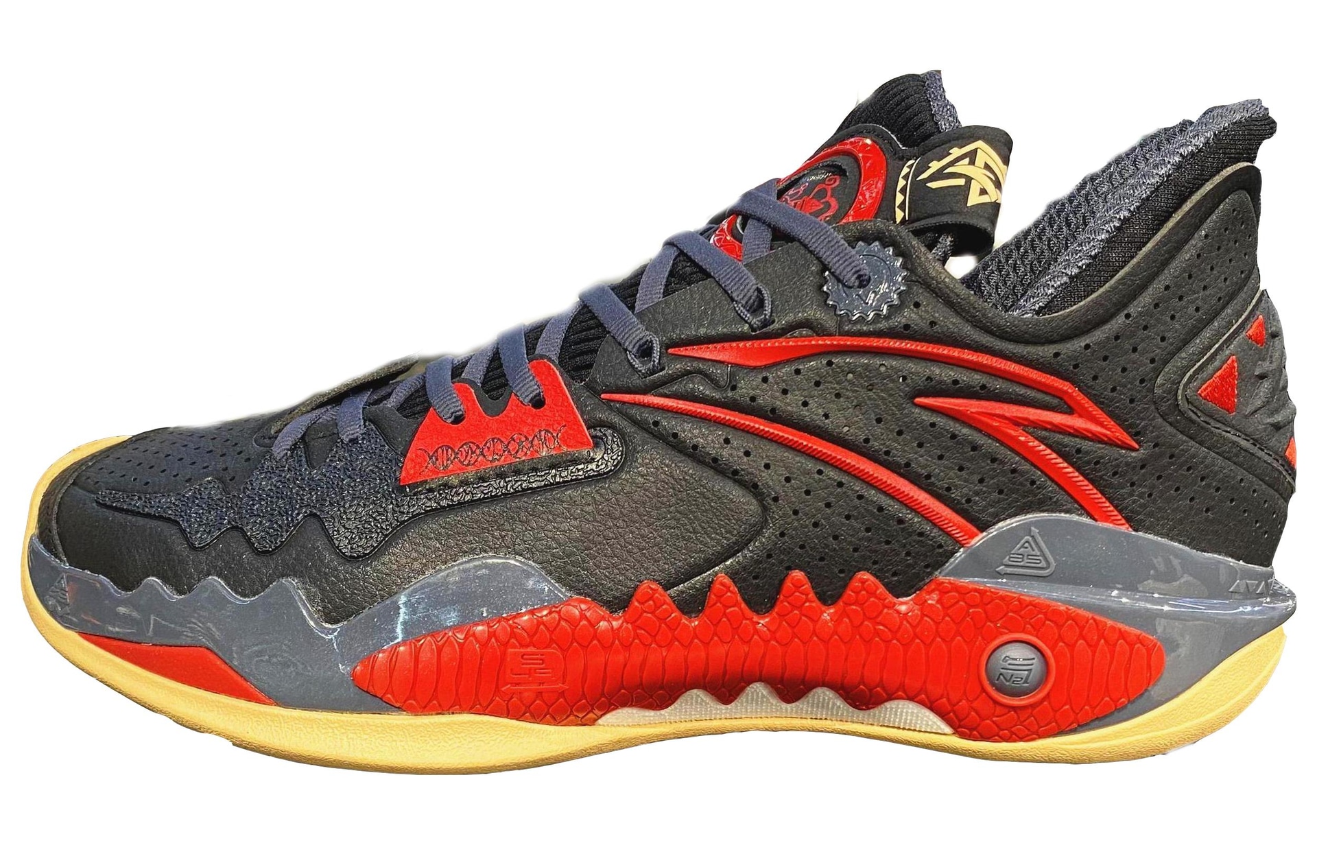 安踏 Anta Kuangchao 5 Black University Red