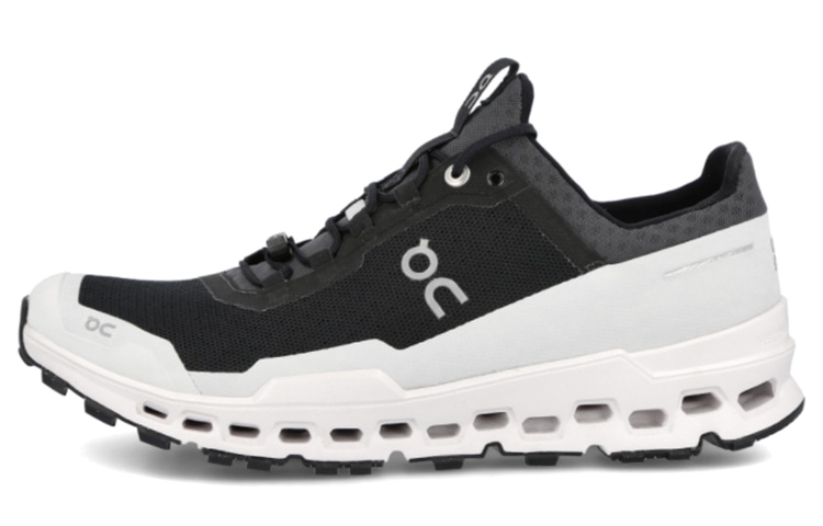 On昂跑 On Cloud Ultra Black
