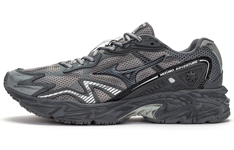 Mizuno Adventure Twe
