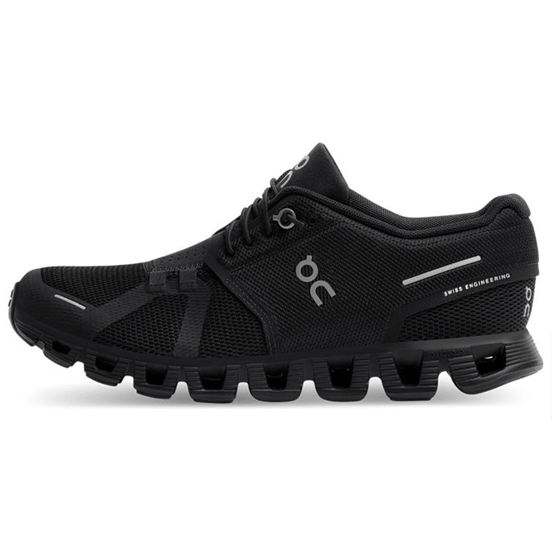 On昂跑 On Cloud 5 Black