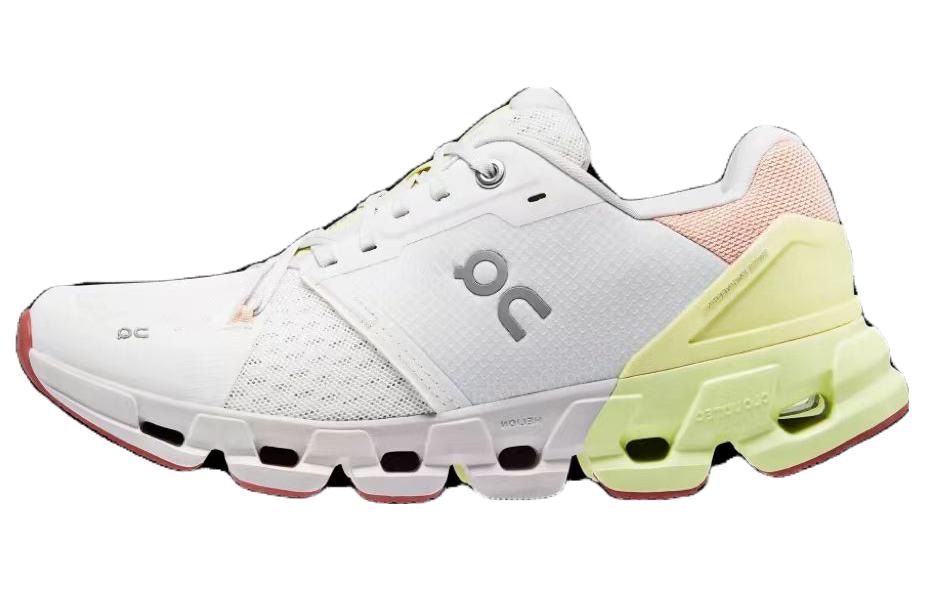 On昂跑 On Cloudflyer 4 White