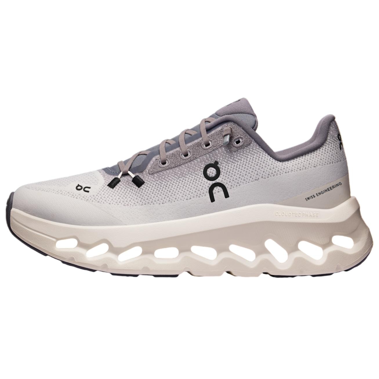 On Cloudtilt WMNS