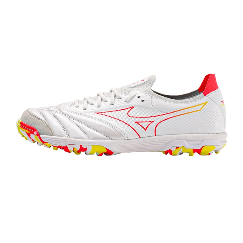 Mizuno Morelia Neo White