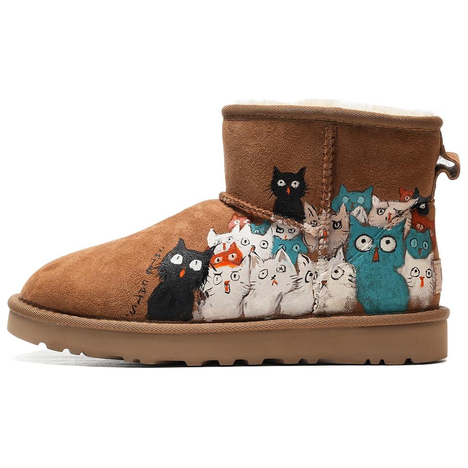 UGG Classic Mini