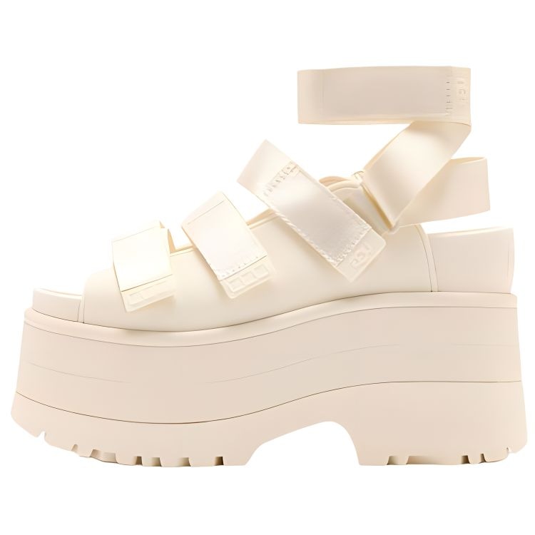 UGG Goldenrise