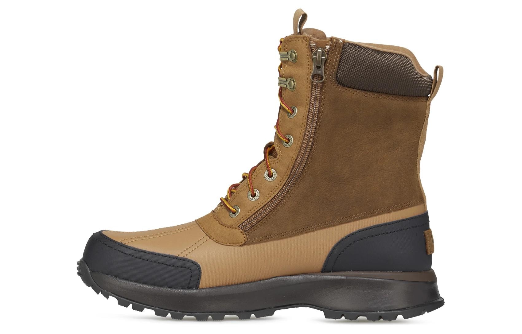UGG