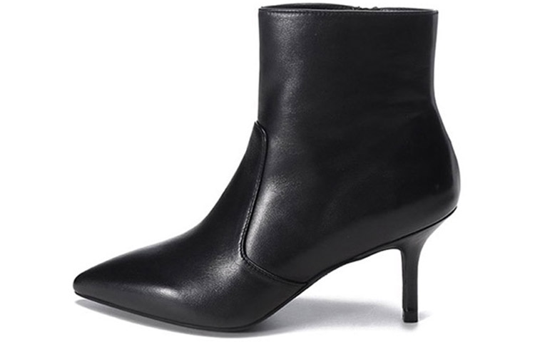 Stuart Weitzman