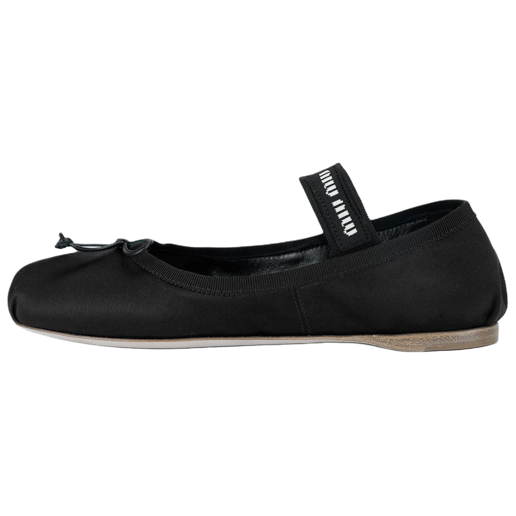 Miu Miu Mary Jane Black